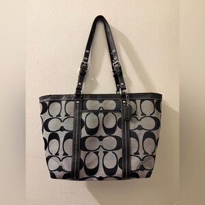 Vintage Y2K Coach Monochrome Signature Tote